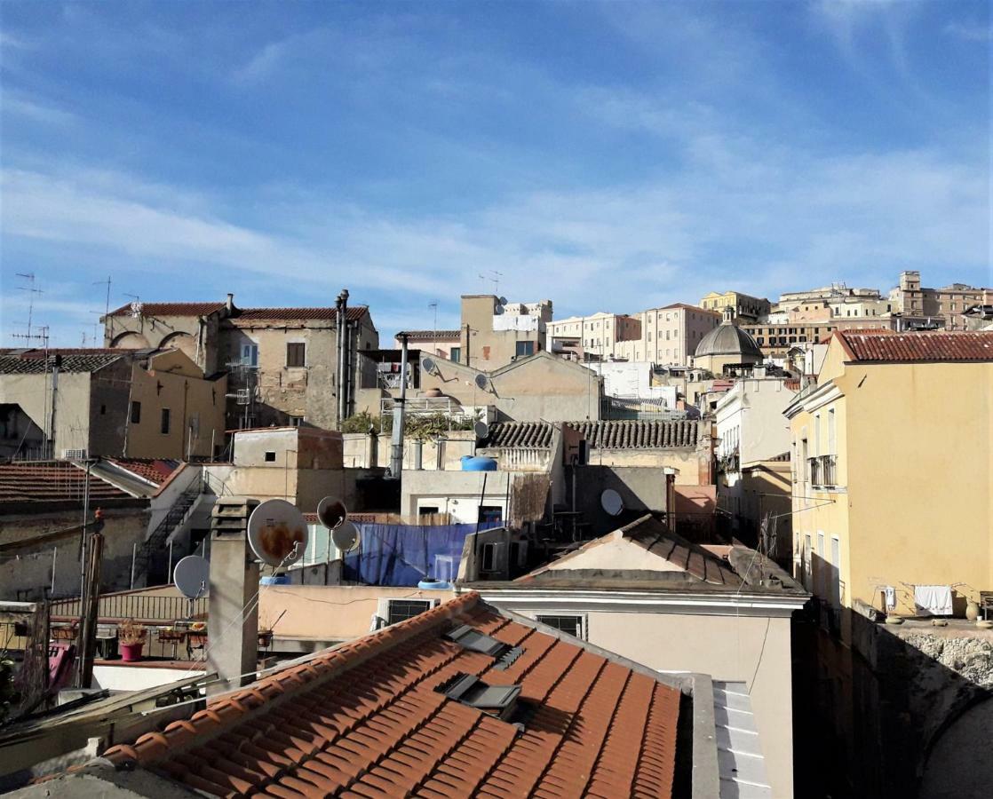 Appartamento Con Terrazza Panoramica In Marina. Cagliari Exteriér fotografie